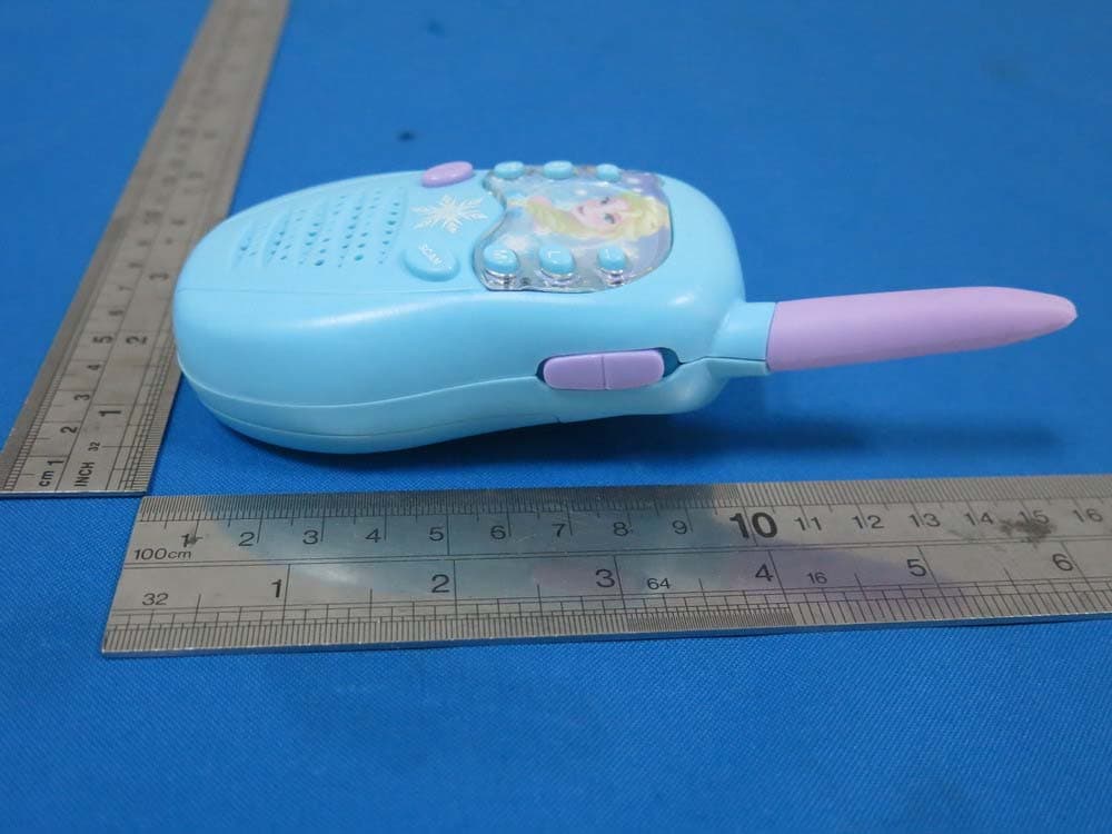 Walkie Talkie - FCC ID IAJ200 - Kiddesigns Inc