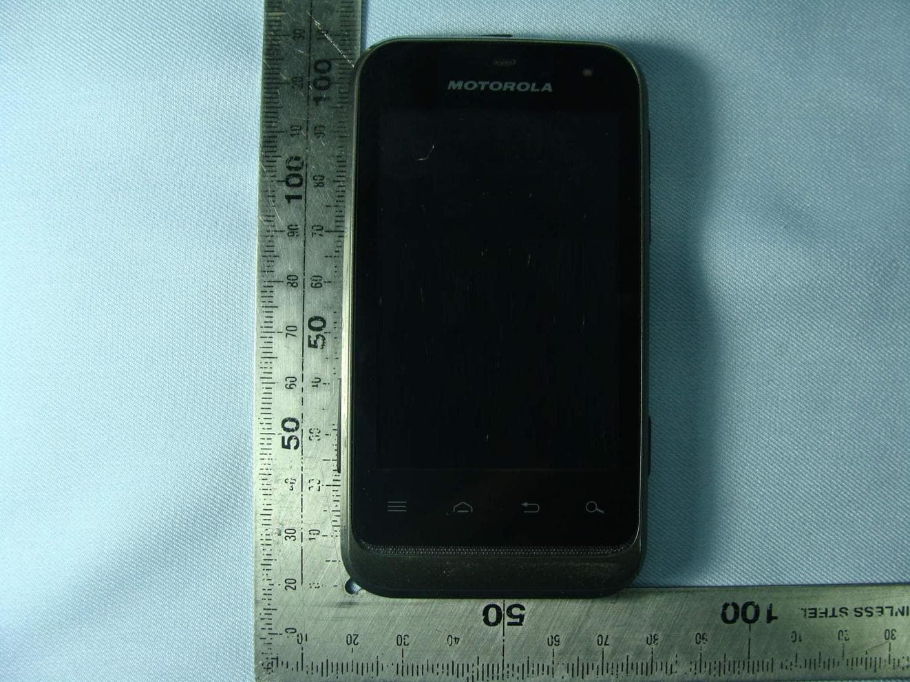 QUAD-BAND GSM/GPRS/EDGE AND DUAL-BAND WCDMA MOBILE PHONE WITH BT/WIFI - FCC ID IHDP56MK3 - Motorola Mobility LLC (3)