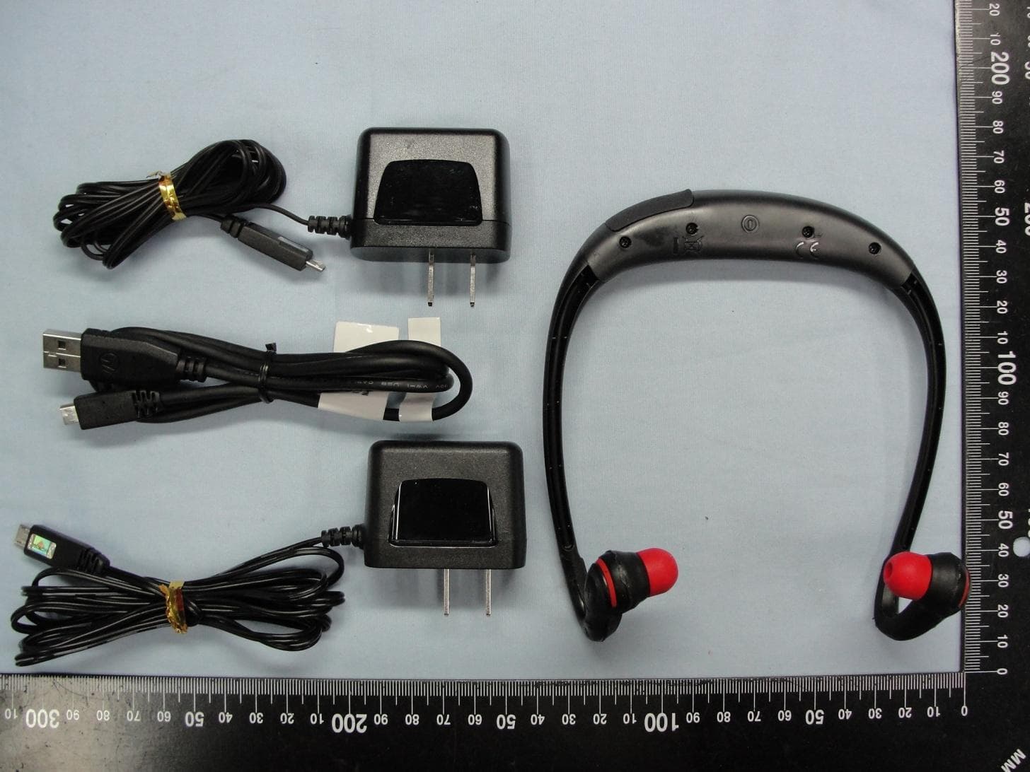 S10-HD Universal Bluetooth Stereo Headphone - FCC ID IHDP6LQ1 - Motorola Mobility LLC