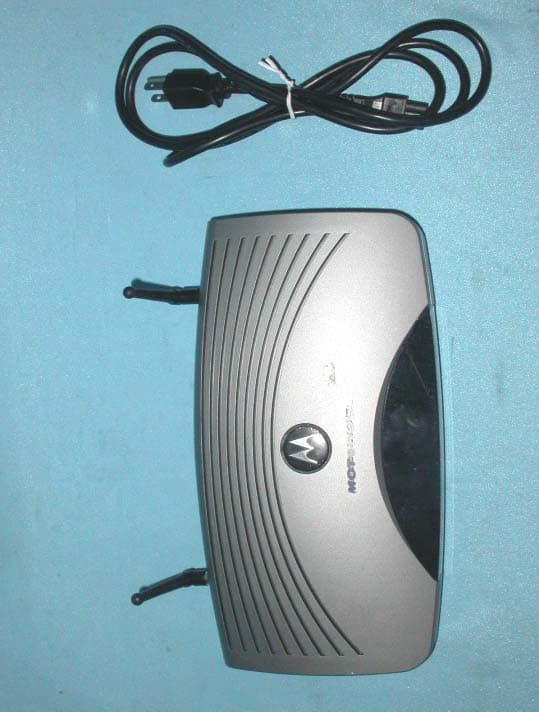 Wireless Cable Modem Gateway - FCC ID IHDSBG940-1 - Motorola Mobility LLC (1)