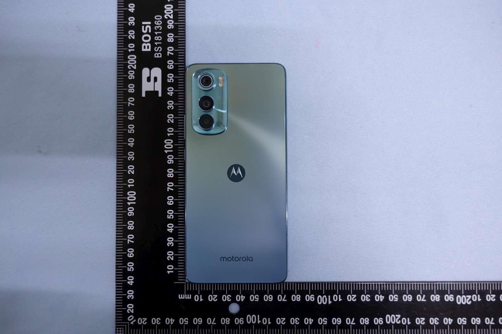 Mobile Cellular Phone - FCC ID IHDT56AE6 - Motorola Mobility LLC (4)