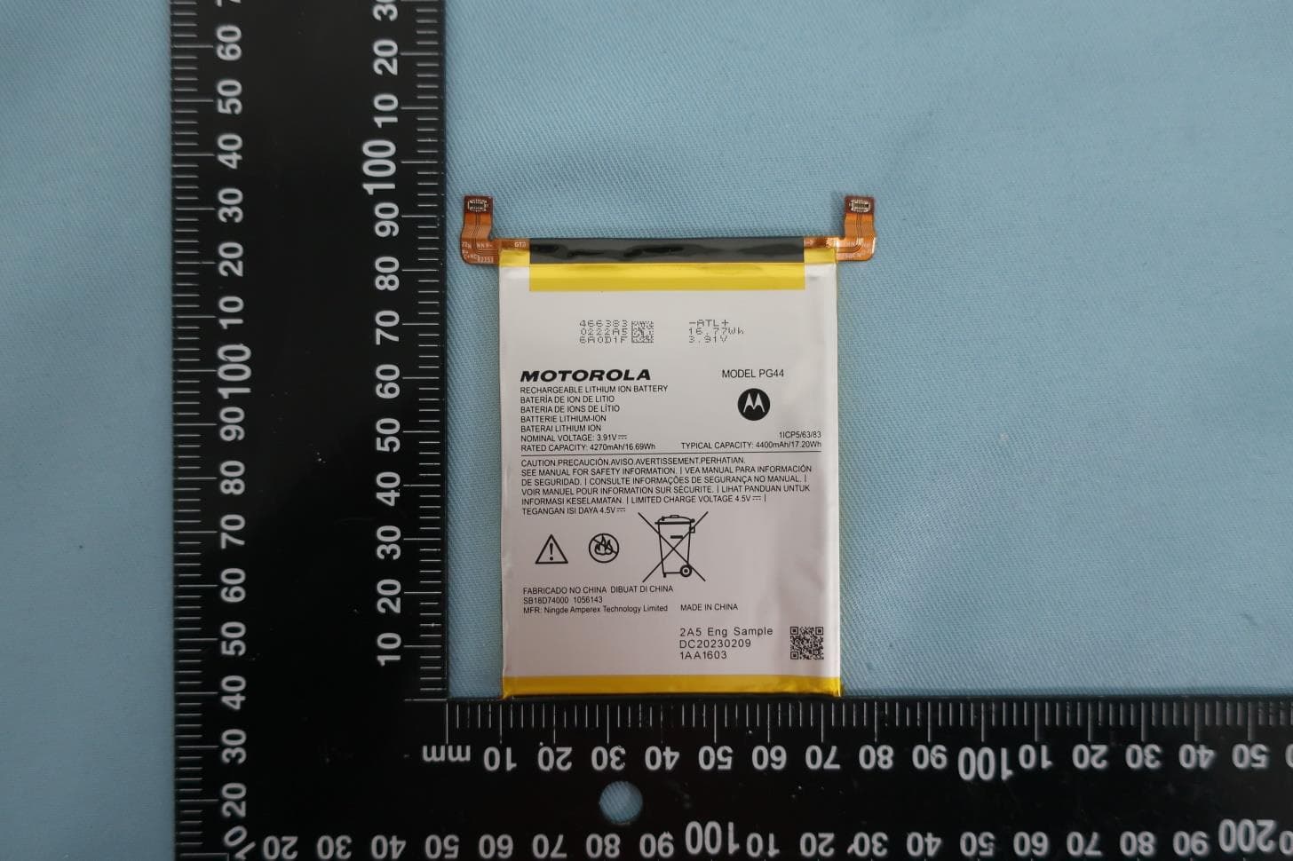 Mobile Cellular Phone - FCC ID IHDT56AL5 - Motorola Mobility LLC (2)
