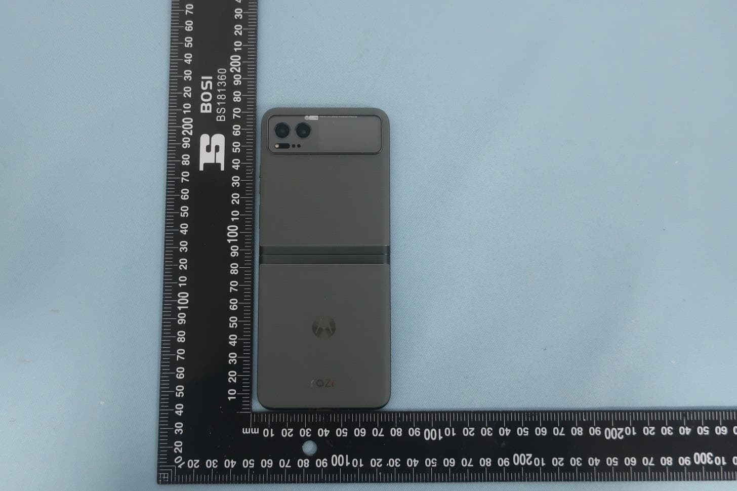 Mobile Cellular Phone - FCC ID IHDT56AL9 - Motorola Mobility LLC (3)