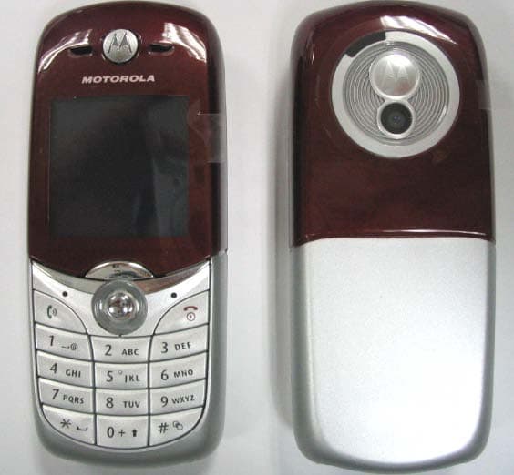 Portable Cellular / PCS GSM Transceiver - FCC ID IHDT56EQ1 - Motorola Mobility LLC