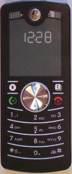 Portable Dual-Band GSM Transceiver - FCC ID IHDT56GF1 - Motorola Mobility LLC (1)
