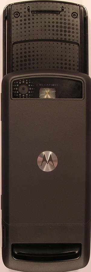 Portable PCS/ Cellular GSM/ EDGE Transceiver w/ BT - FCC ID IHDT56GG1 - Motorola Mobility LLC (2)
