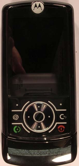 Portable PCS/ Cellular GSM/ EDGE Transceiver w/ BT - FCC ID IHDT56GG1 - Motorola Mobility LLC (3)