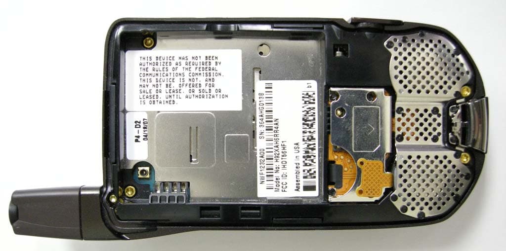 i876 iDEN, MOTOtalk, BT - FCC ID IHDT56HF1 - Motorola Mobility LLC (1)