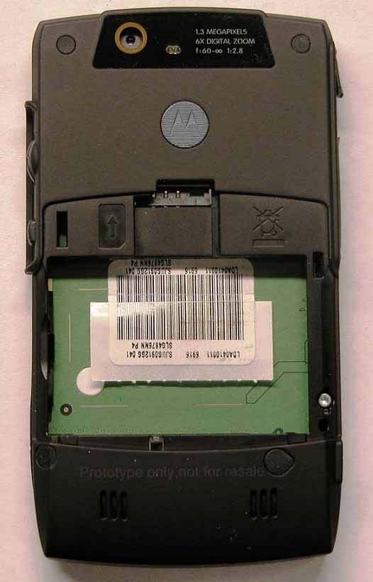 Portable Cellular/ PCS GSM/ EDGE Transceiver w/ BT - FCC ID IHDT56HX1 - Motorola Mobility LLC