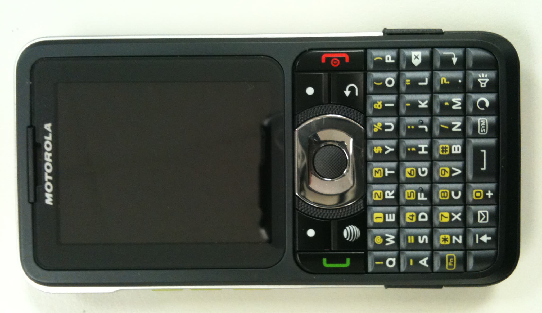 Portable Cellular/ PCS WCDMA/ GSM/ EDGE Transceiver with Bluetooth - FCC ID IHDT56LA1 - Motorola Mobility LLC