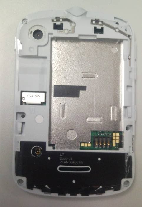 Portable Cellular/ PCS/ AWS CDMA Transceiver with Bluetooth - FCC ID IHDT56LC1 - Motorola Mobility LLC (1)