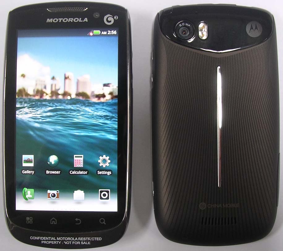 Portable PCS GSM/ EDGE Transceiver with WLAN and Bluetooth - FCC ID IHDT56MB1 - Motorola Mobility LLC