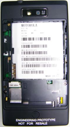 CDMA 1900 TRANSCEIVER WITH BT & WLAN - FCC ID IHDT56MS1 - Motorola Mobility LLC (1)