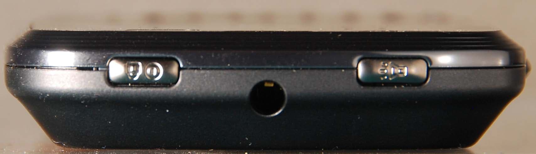WCDMA/GSM TRANSCEIVER WITH BT & WLAN - FCC ID IHDT56NA1 - Motorola Mobility LLC (1)