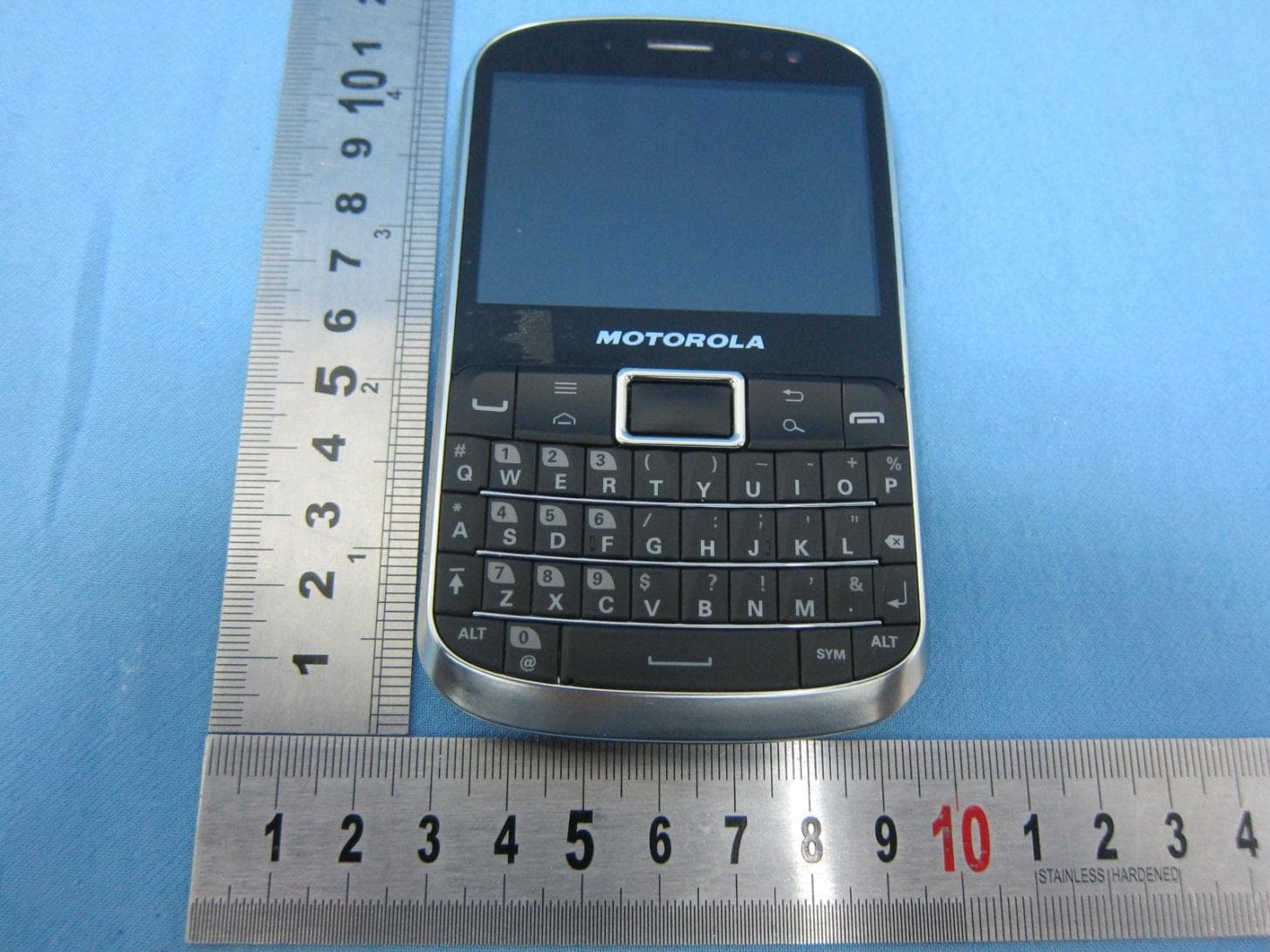 MOBILE PHONE - FCC ID IHDT56NB1 - Motorola Mobility LLC (3)