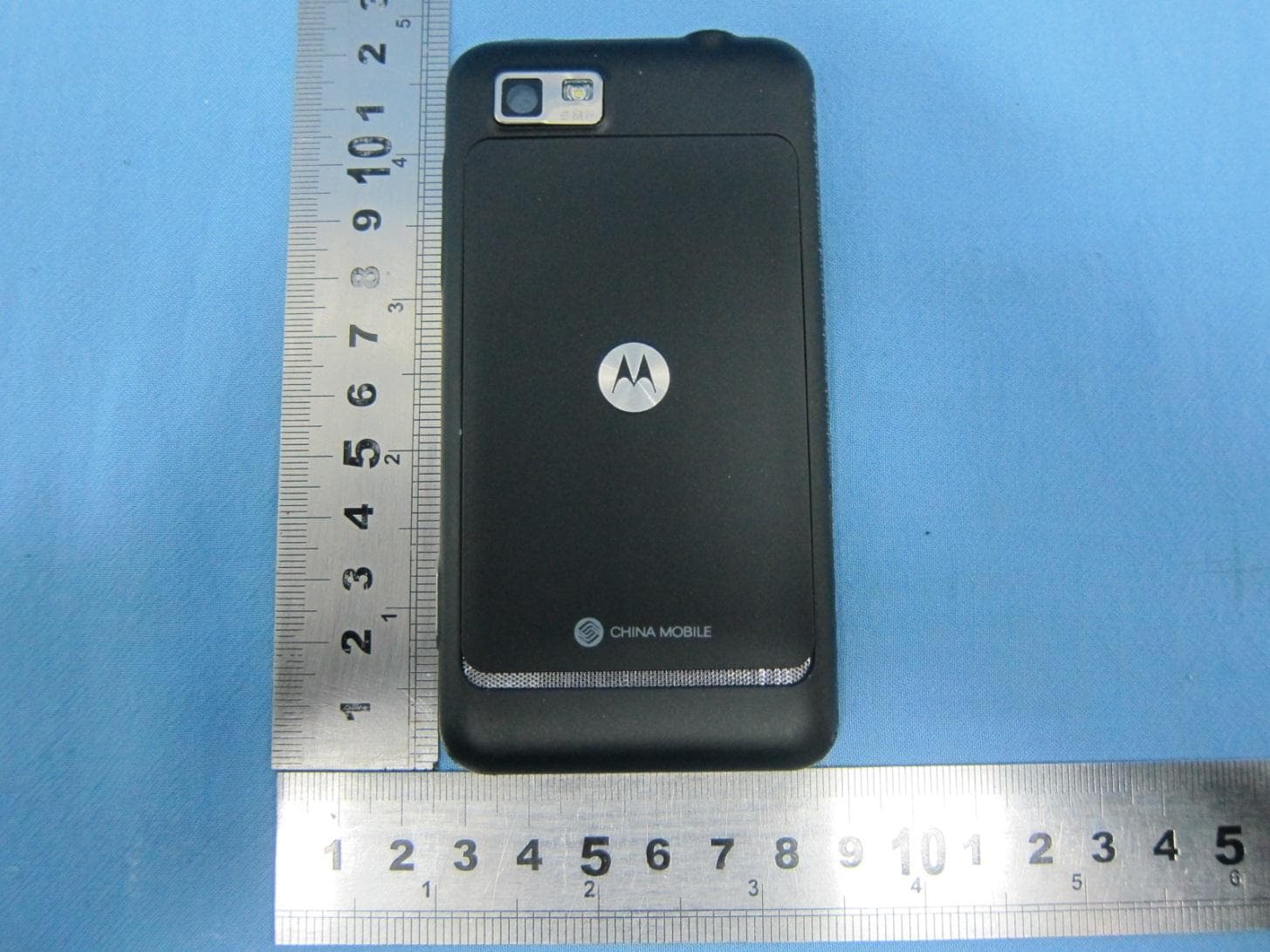 MOBILE PHONE - FCC ID IHDT56NM5 - Motorola Mobility LLC (5)
