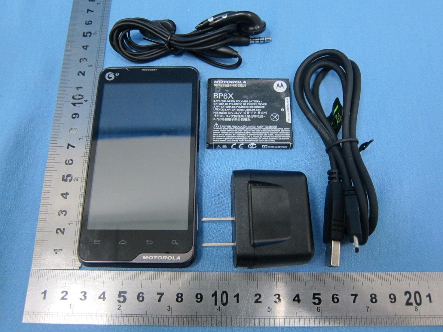 MOBILE PHONE - FCC ID IHDT56NM5 - Motorola Mobility LLC (4)