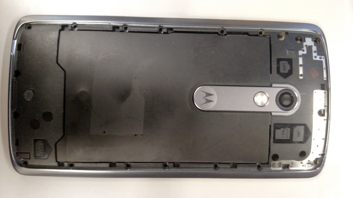 UMTS/LTE Transceiver with WLAN, BT, and NFC - FCC ID IHDT56UB2 - Motorola Mobility LLC (1)