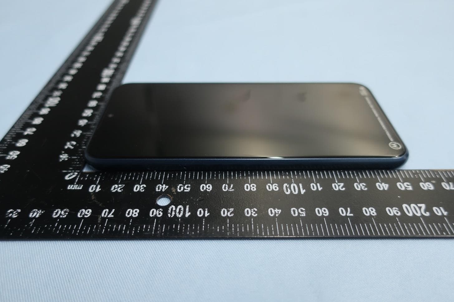 Mobile Cellular Phone - FCC ID IHDT56YQ1 - Motorola Mobility LLC (4)