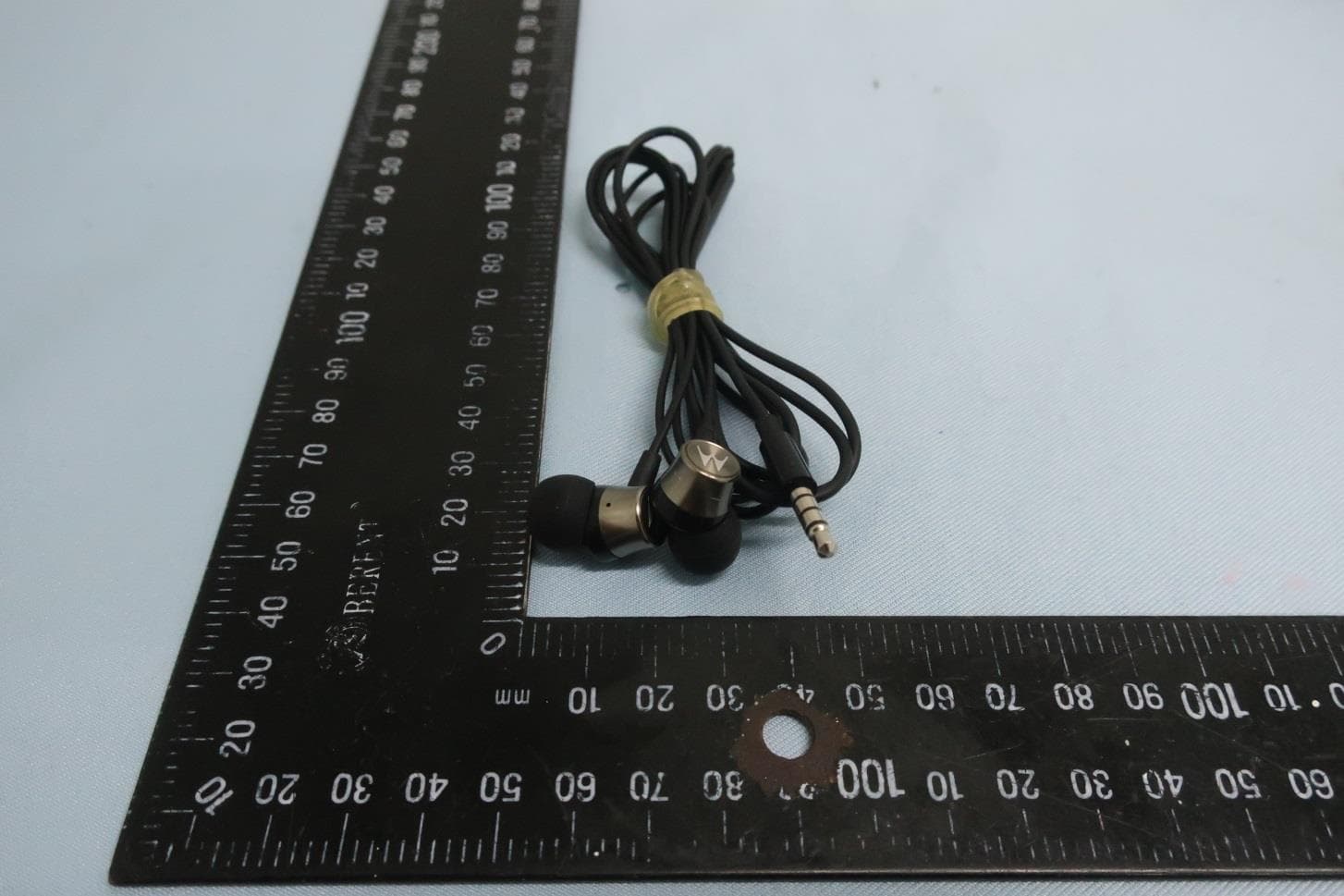 Mobile Cellular Phone - FCC ID IHDT56YR1 - Motorola Mobility LLC (5)