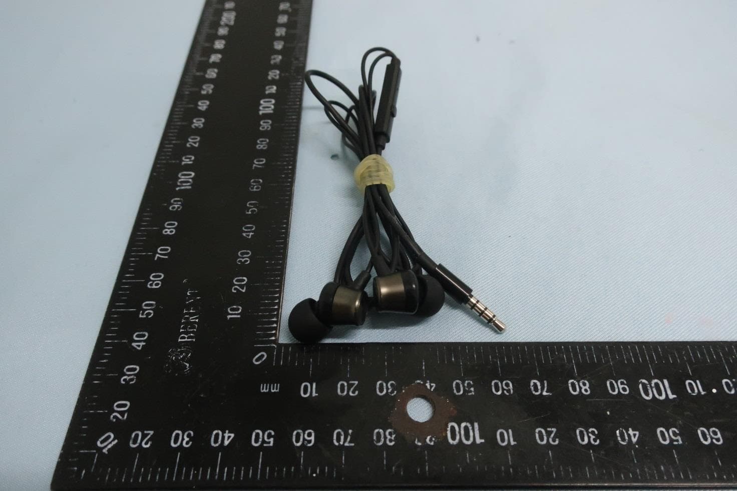 Mobile Cellular Phone - FCC ID IHDT56YR2 - Motorola Mobility LLC (2)