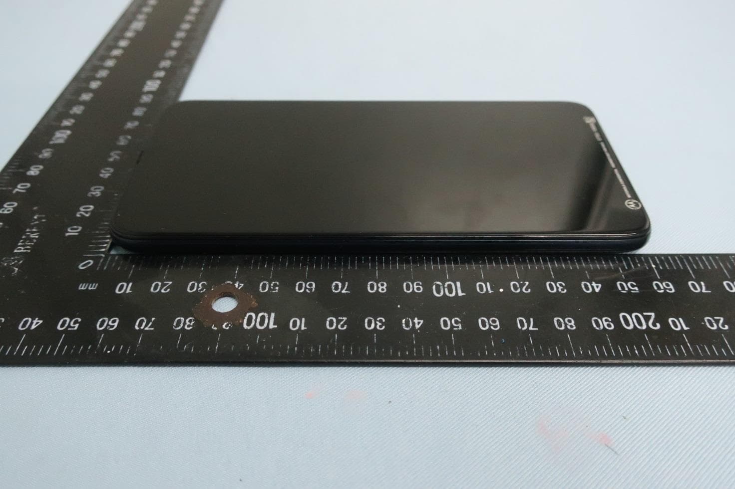 Mobile Cellular Phone - FCC ID IHDT56YR2 - Motorola Mobility LLC (3)