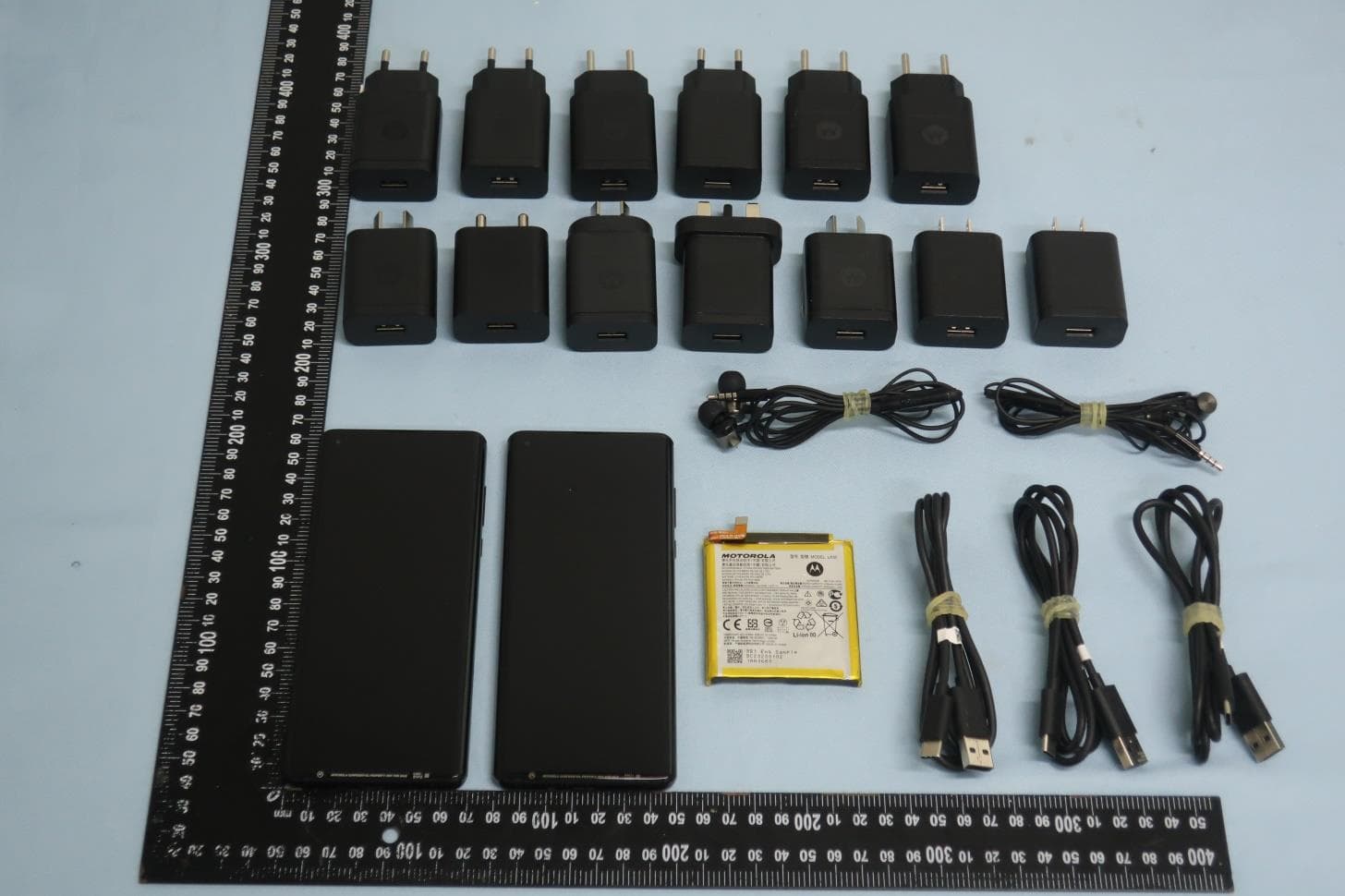 Mobile Cellular Phone - FCC ID IHDT56YU2 - Motorola Mobility LLC