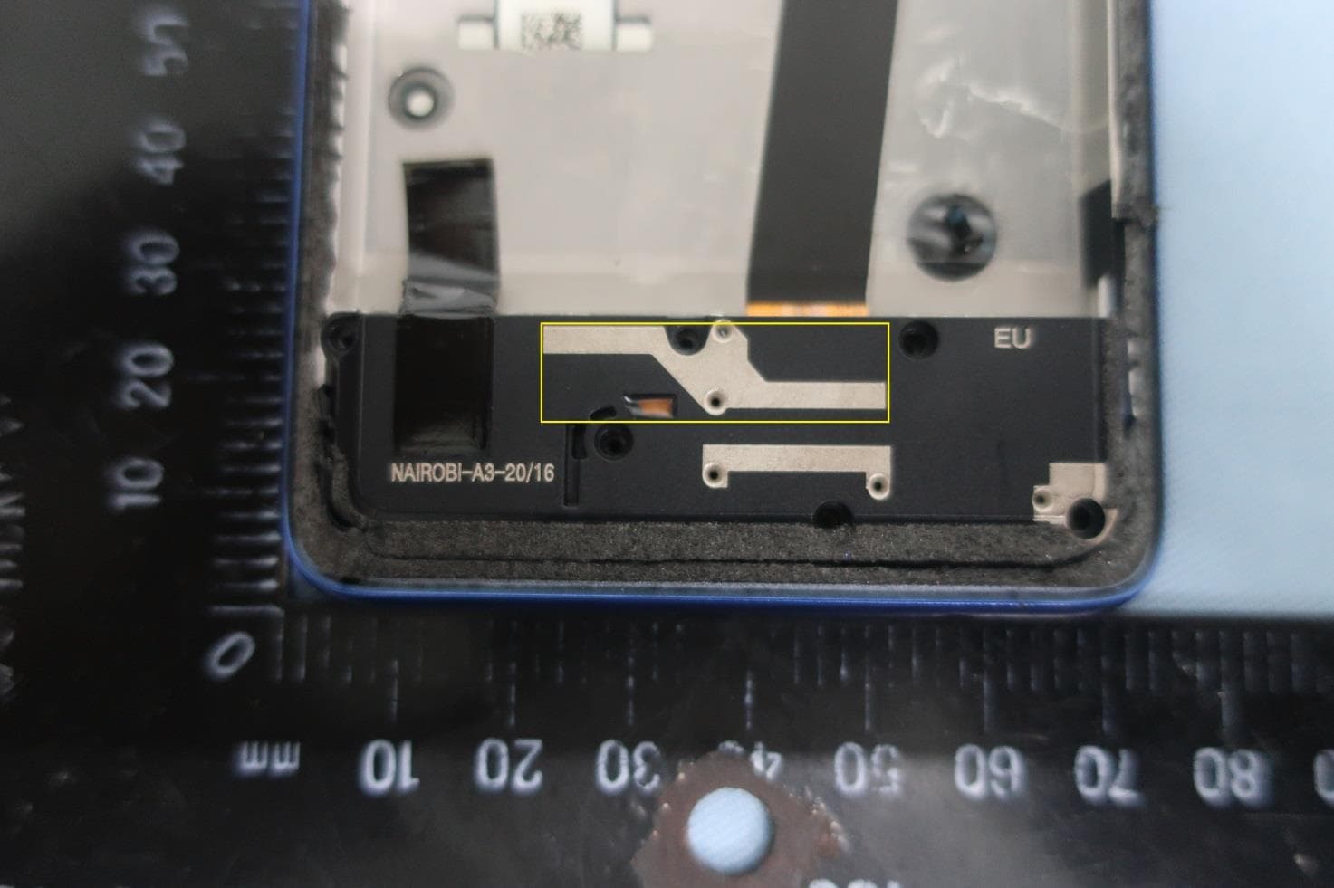 Mobile Cellular Phone - FCC ID IHDT56ZC3 - Motorola Mobility LLC (3)
