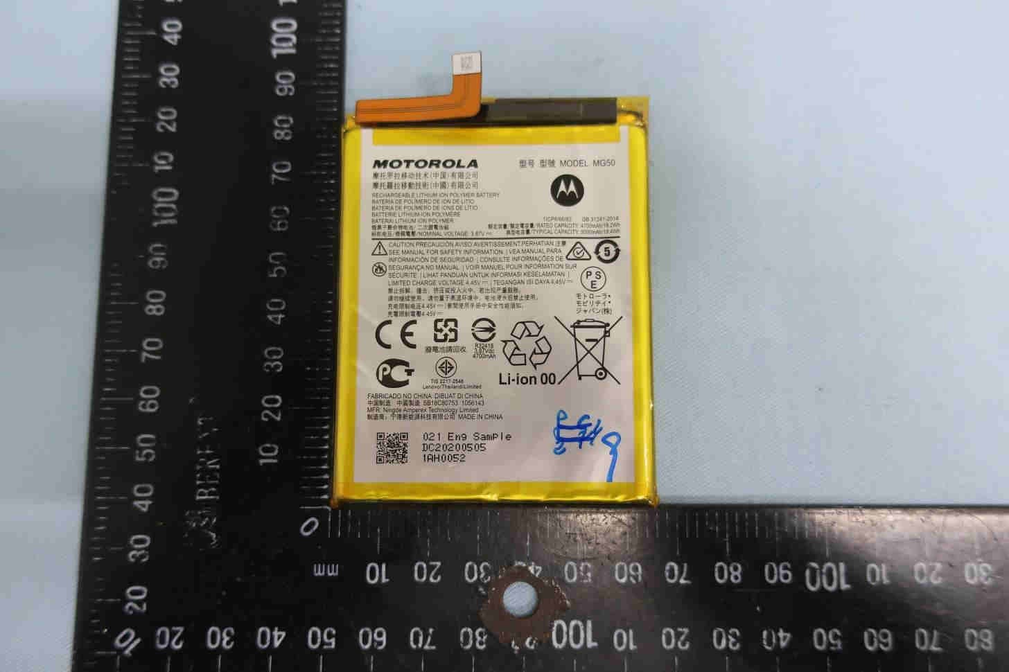 Mobile Cellular Phone - FCC ID IHDT56ZE2 - Motorola Mobility LLC (2)