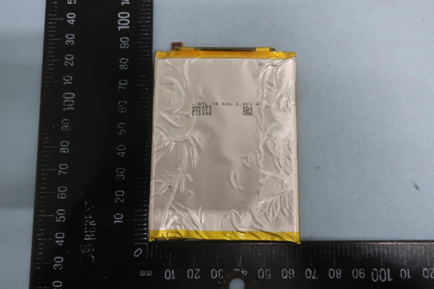 Mobile Cellular Phone - FCC ID IHDT56ZH1 - Motorola Mobility LLC (2)