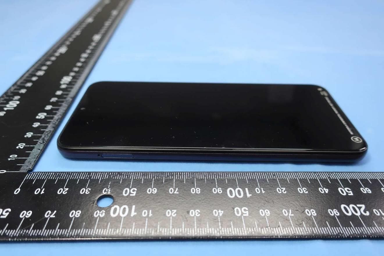 Mobile Cellular Phone - FCC ID IHDT56ZM2 - Motorola Mobility LLC (5)