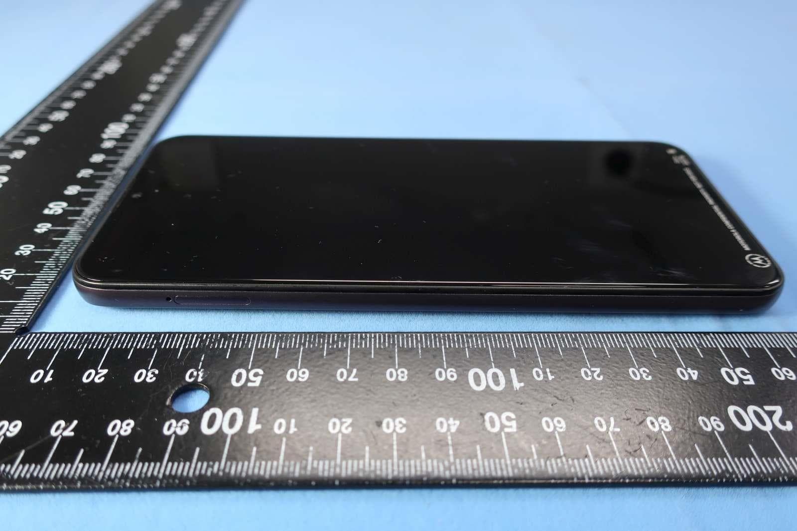 Mobile Cellular Phone - FCC ID IHDT56ZM3 - Motorola Mobility LLC (5)