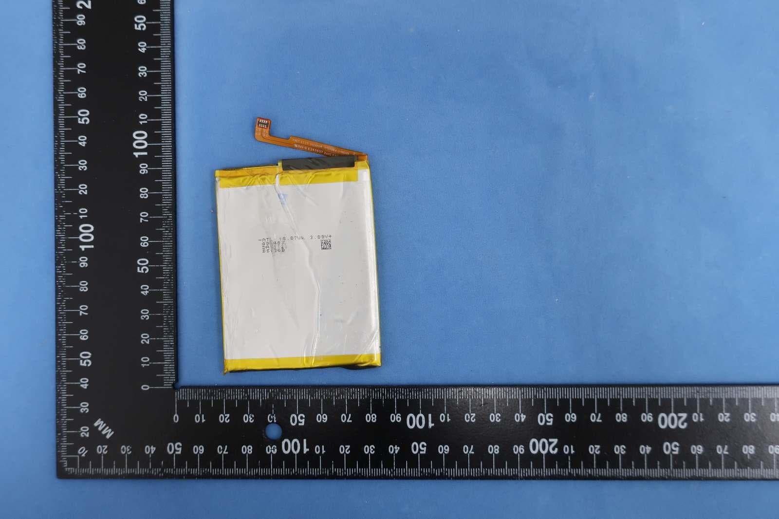 Mobile Cellular Phone - FCC ID IHDT56ZP1 - Motorola Mobility LLC (4)