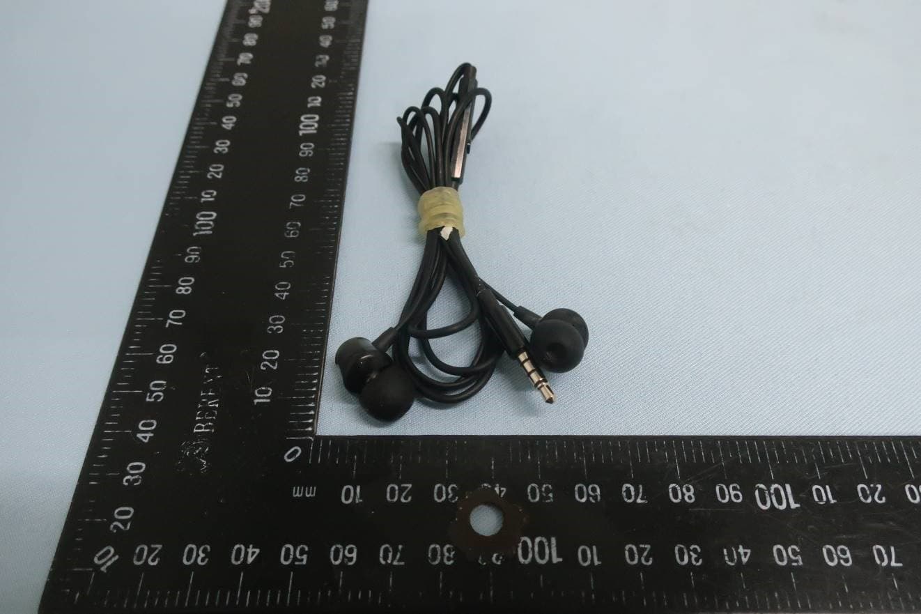 Mobile Cellular Phone - FCC ID IHDT56ZR1 - Motorola Mobility LLC (3)
