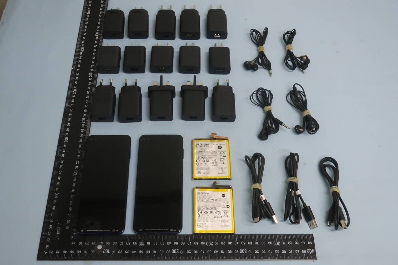 Mobile Cellular Phone - FCC ID IHDT56ZR1 - Motorola Mobility LLC (5)
