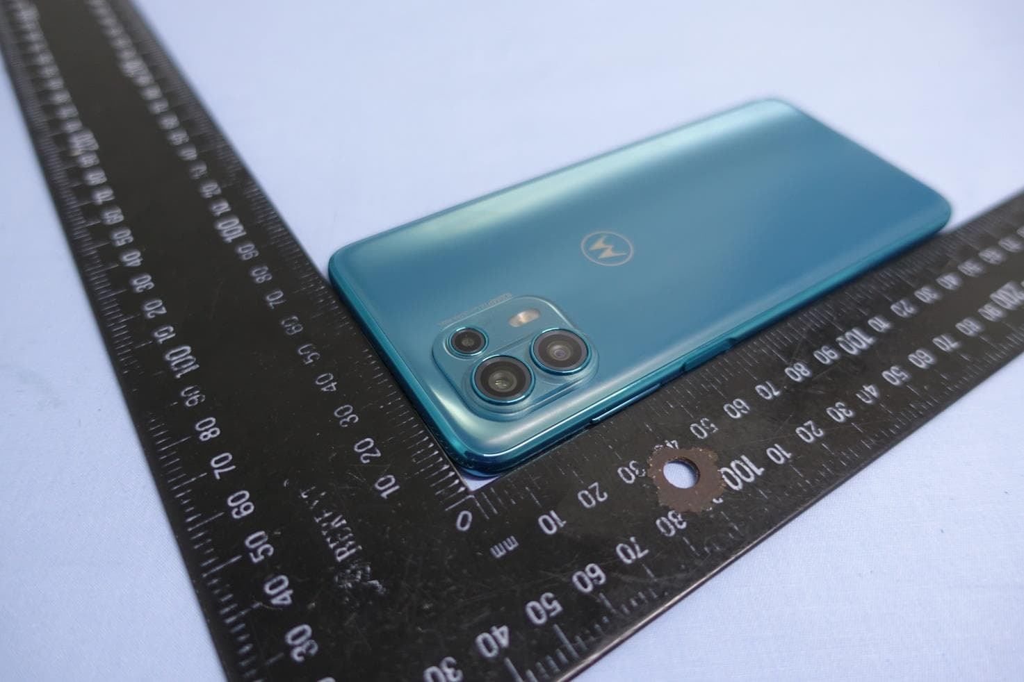 Mobile Cellular Phone - FCC ID IHDT56ZU1 - Motorola Mobility LLC (3)