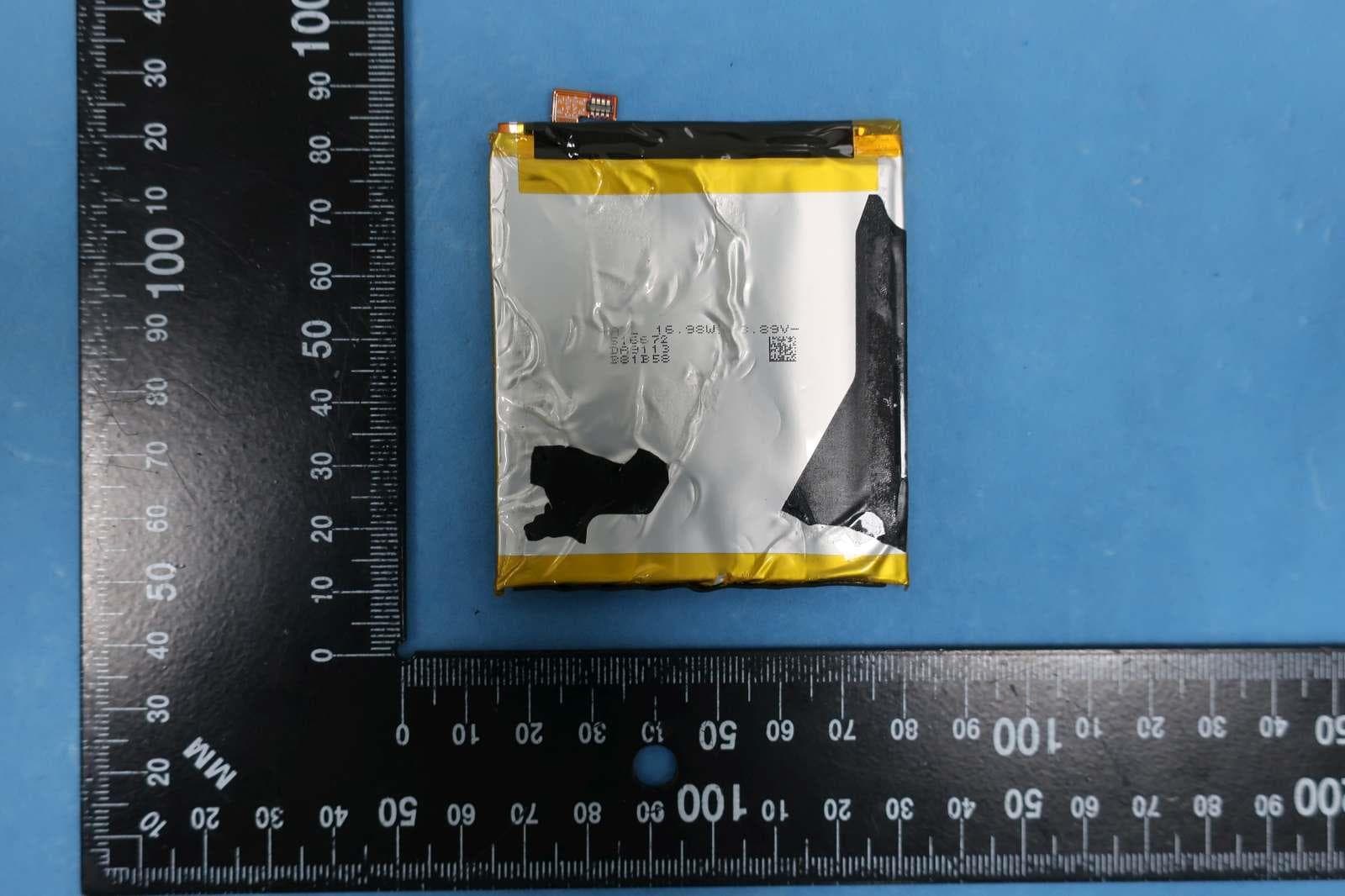Mobile Cellular Phone - FCC ID IHDT56ZW2 - Motorola Mobility LLC (3)