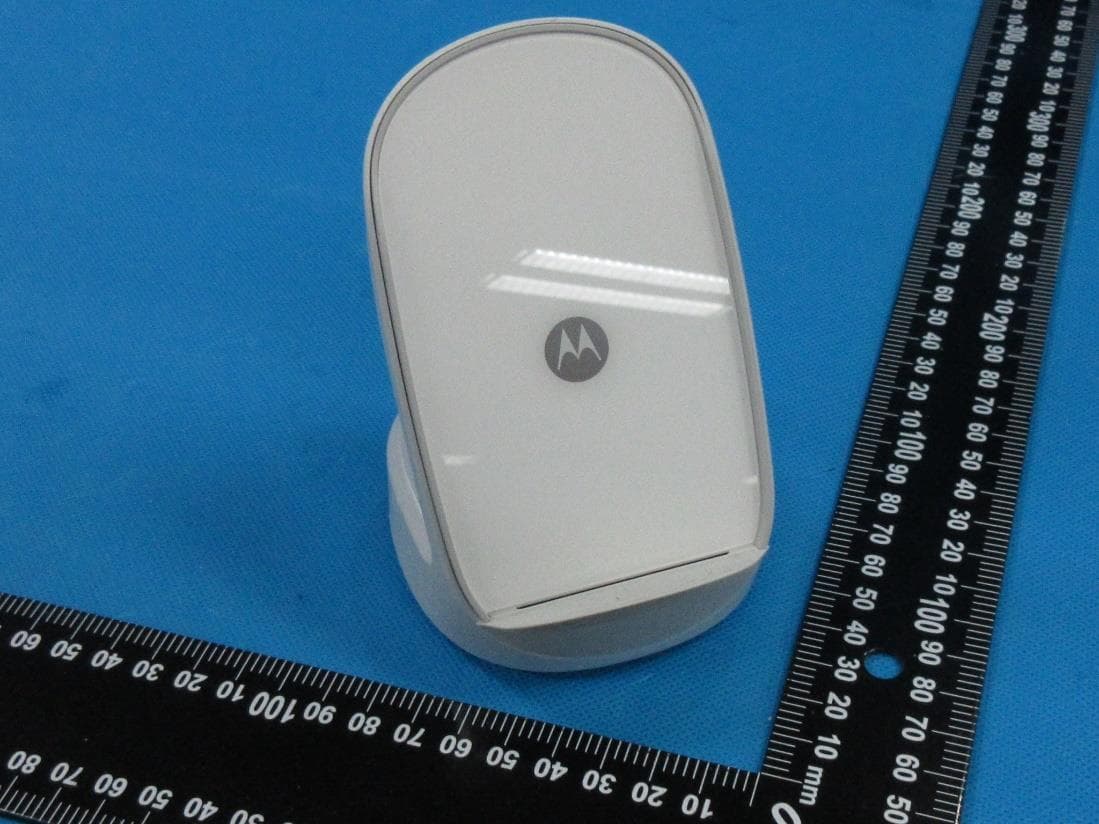 TURBOPOWER 50W WIRELESS CHARGING STAND - FCC ID IHDT6AA2 - Motorola Mobility LLC (3)