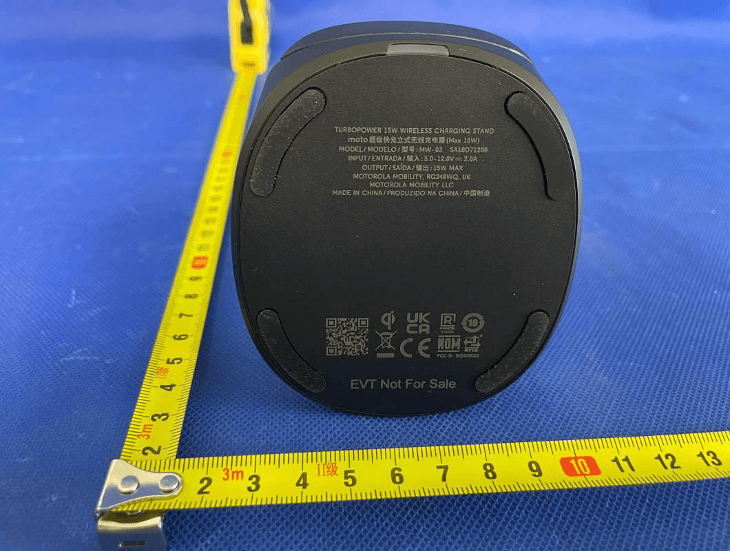 TURBOPOWER 15W WIRELESS CHARGING STAND - FCC ID IHDT6AA3 - Motorola Mobility LLC (3)