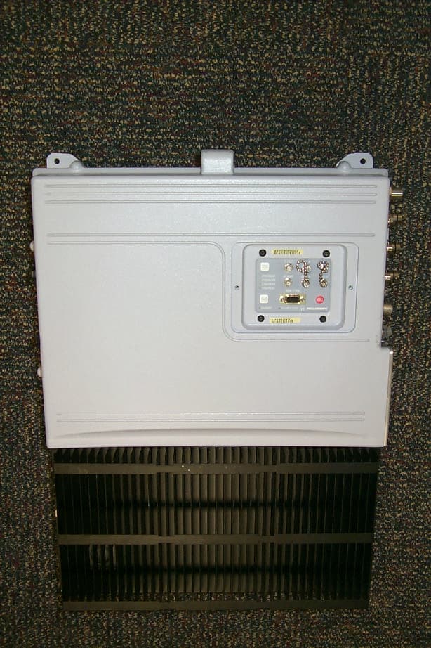 SC300 800MHz Microcell - FCC ID IHET5AP1 - Nokia Solutions and Networks (2)