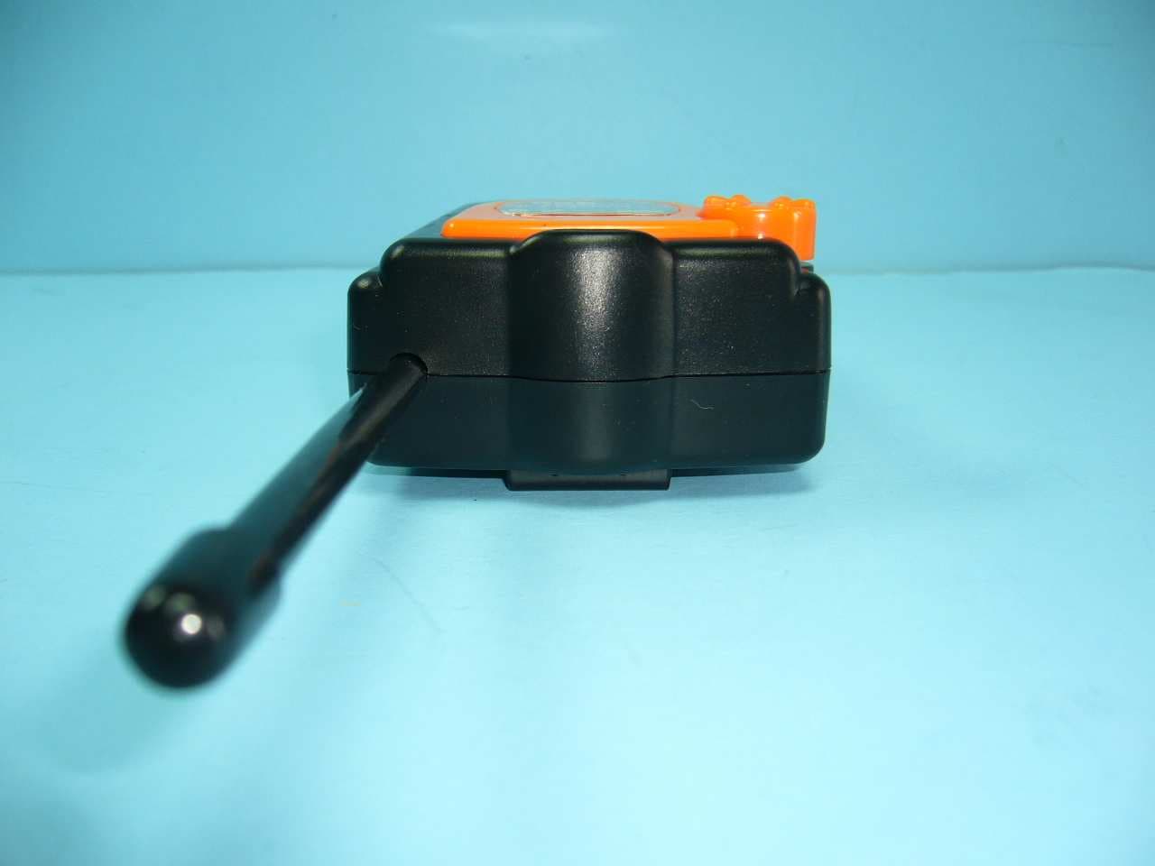 RC Toy Transmitter - FCC ID II622001 - Supersonics Electronics Company (3)
