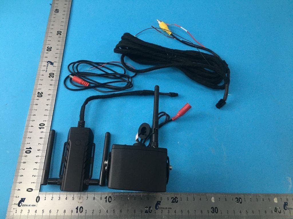Wireless back up camera - FCC ID IK4-RVC-W3 - Shenzhen Auto-vox Technology Co., Ltd.