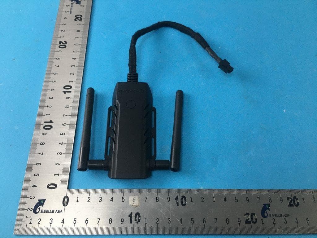 Wireless back up camera - FCC ID IK4-RVC-W3 - Shenzhen Auto-vox Technology Co., Ltd. (2)