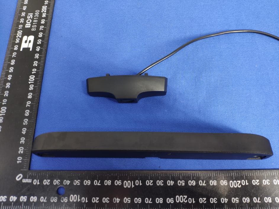 Solar Wireless Digital Reversing System - FCC ID IK4RVW-SOLAR1 - Shenzhen Auto-vox Technology Co., Ltd. (4)
