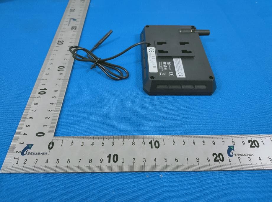 Reversing system - FCC ID IK4W7PRO - Shenzhen Auto-vox Technology Co., Ltd. (2)