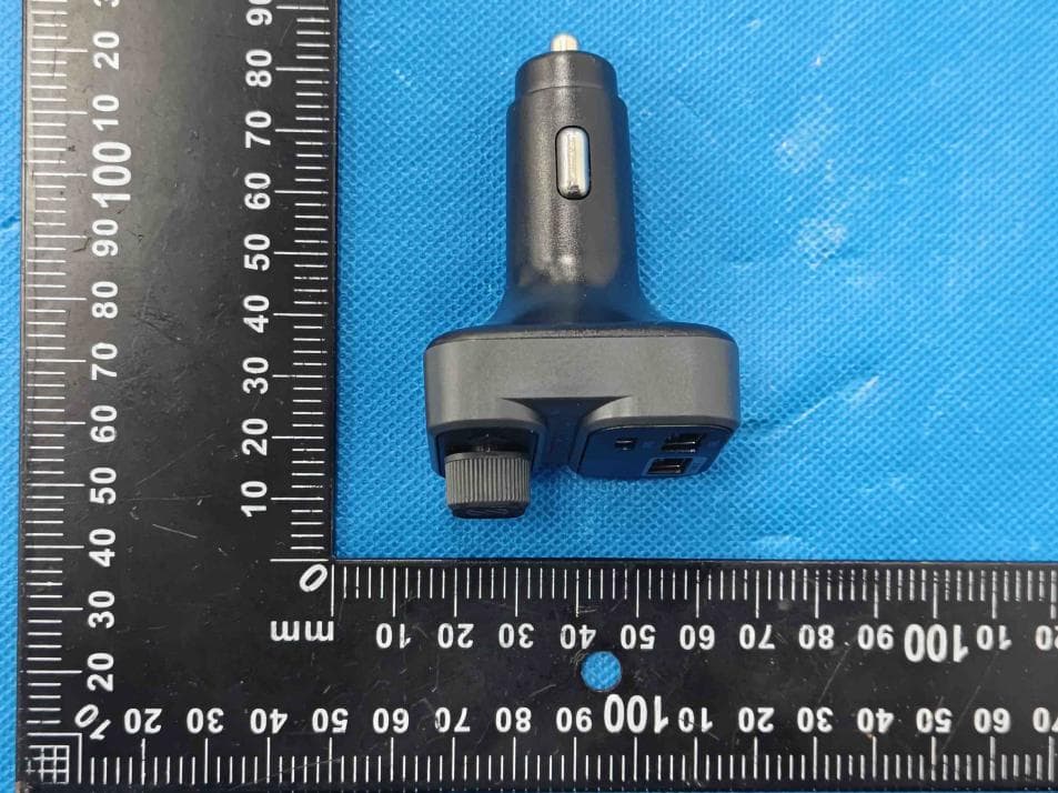 BT FM Car Charger - FCC ID IKQ-SBTFM5 - Scosche Industries Inc (4)