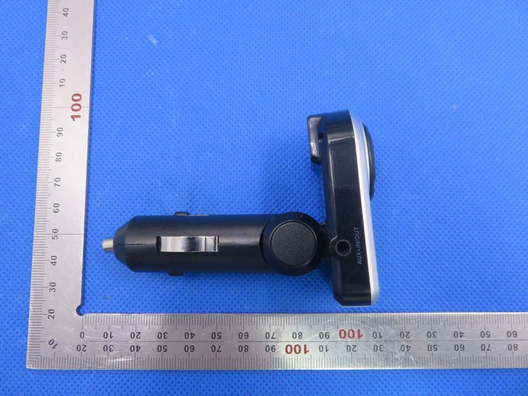 Wireless hands free car kit with Bluetooth and FM - FCC ID IKQBTFM3B - Scosche Industries Inc (3)