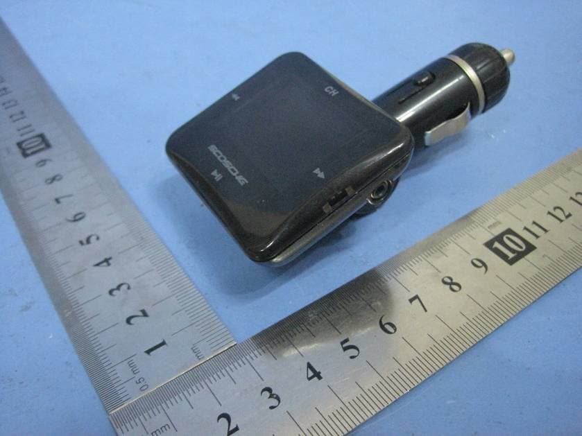 FM TRANSMITTER WITH CHARGER - FCC ID IKQFMTD8R - Scosche Industries Inc (2)