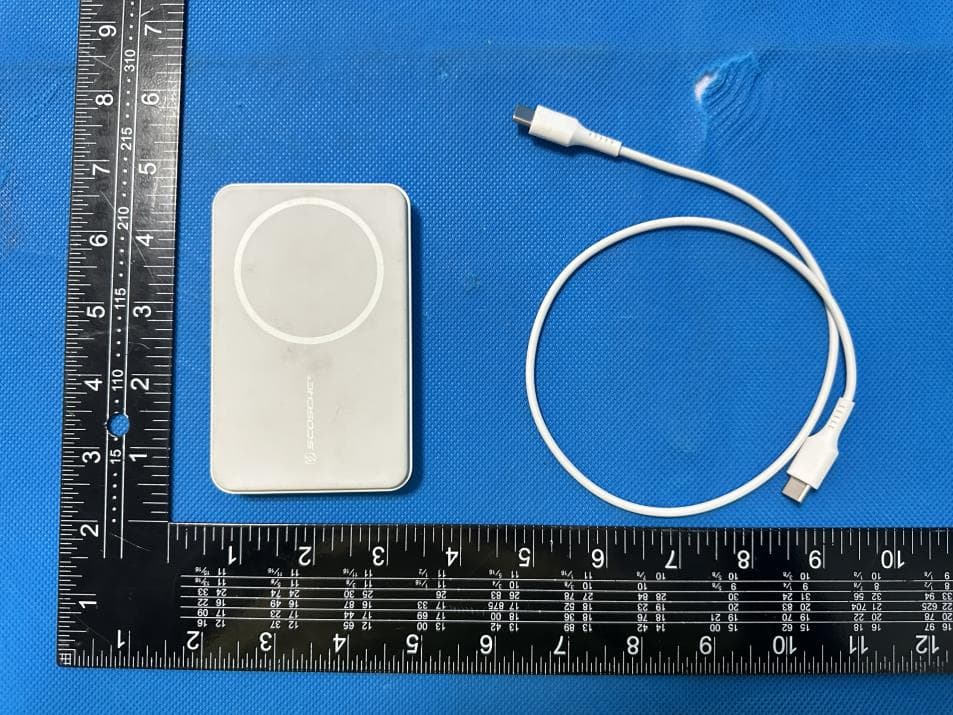 Power bank - FCC ID IKQPBQ5MS2 - Scosche Industries Inc