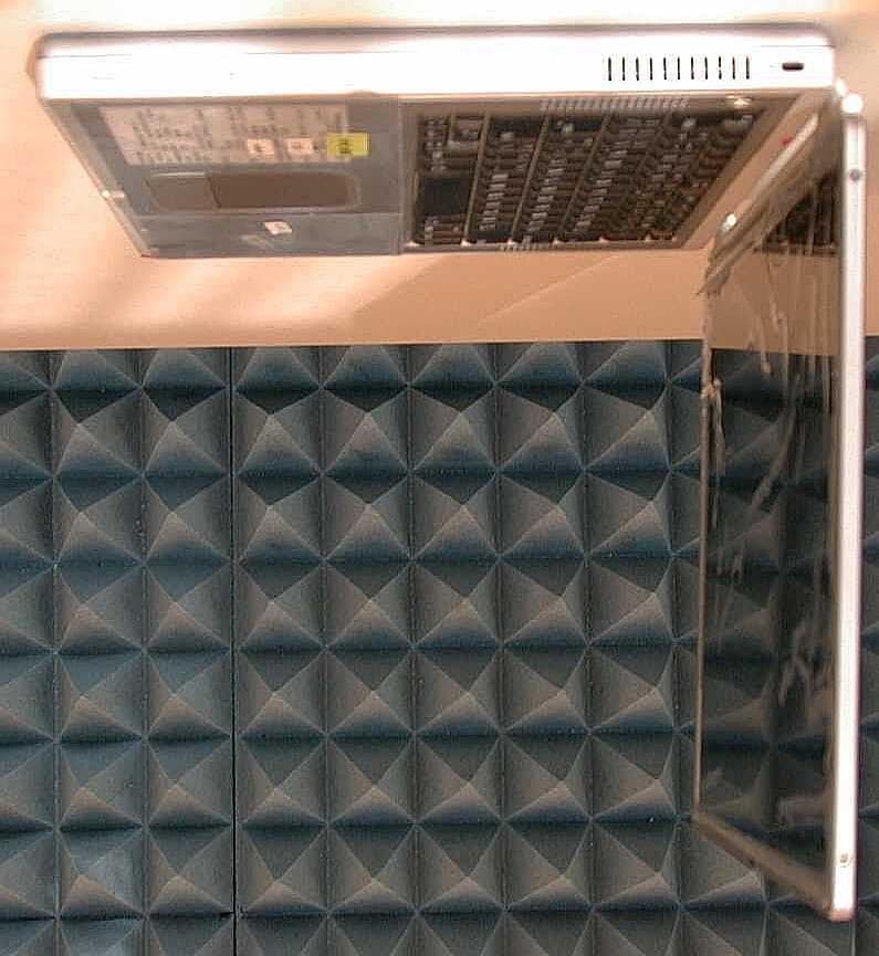 Airport - FCC ID IMRAPPC2411R - Agere Systems Nederland B.V. (3)
